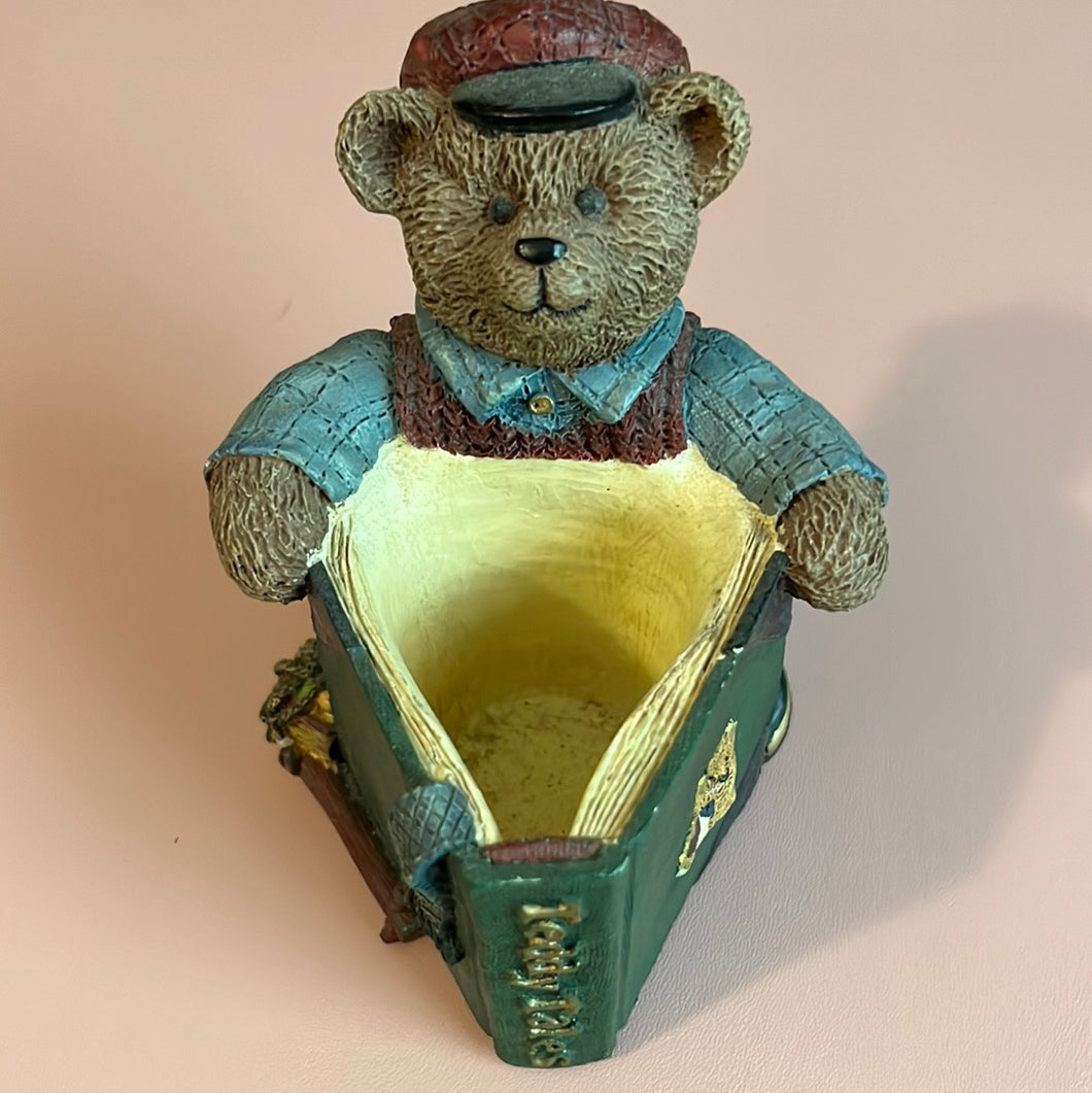 Teddy bear pen cup